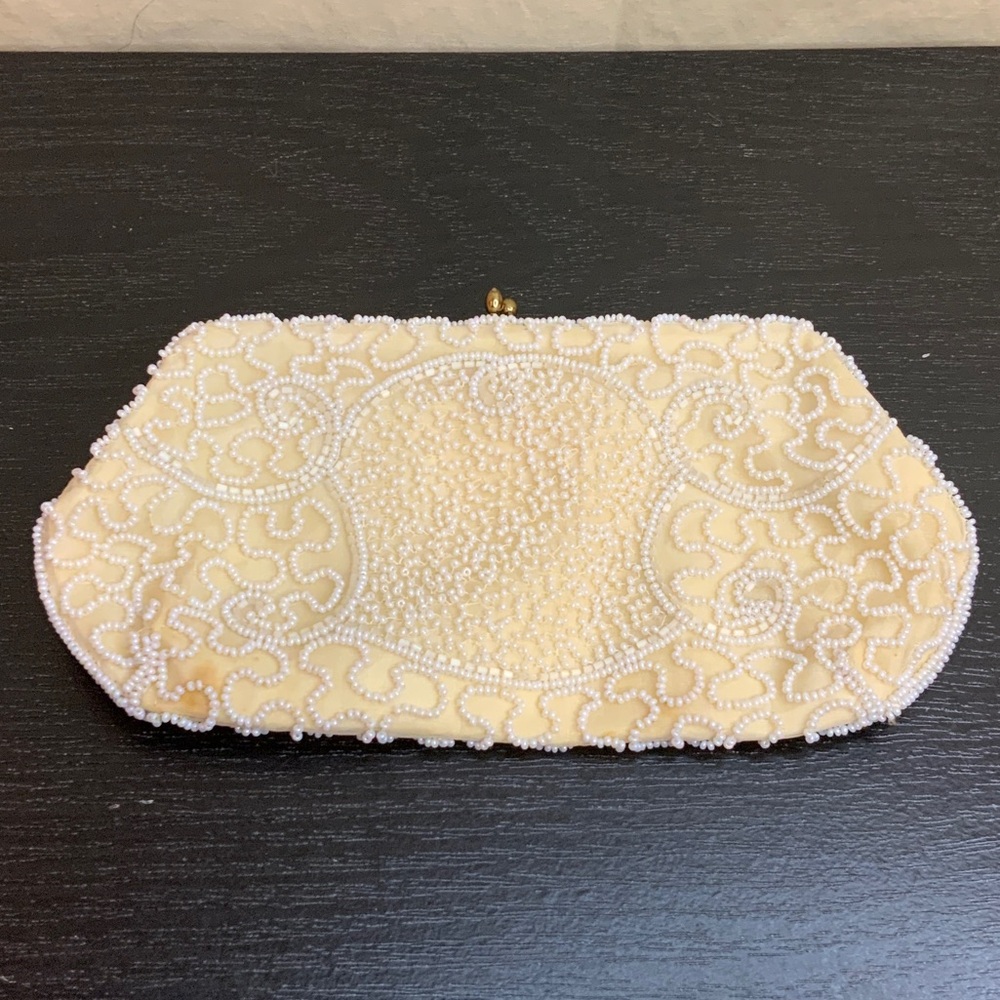 Vintage 1950’s Cream Beaded Clutch
